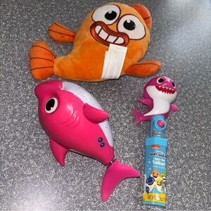 Lot of Pinkfong Baby Shark toys READ Description